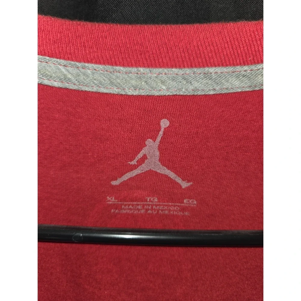 AIR JORDAN 